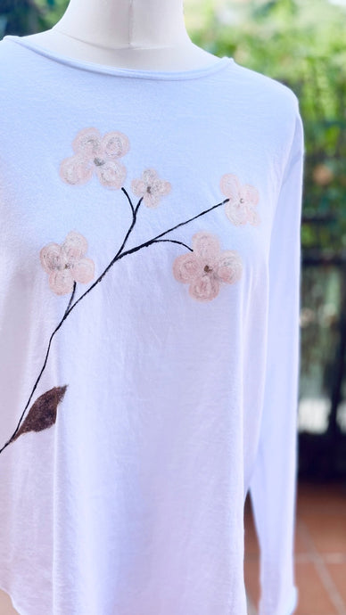 Camiseta Manga Larga flor otoño pintada a mano