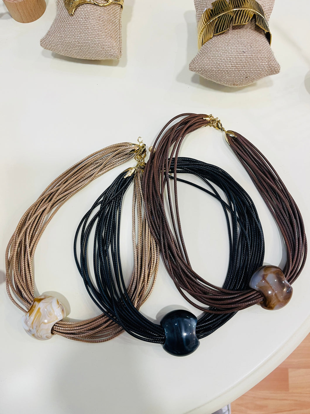 Collar Londres negro