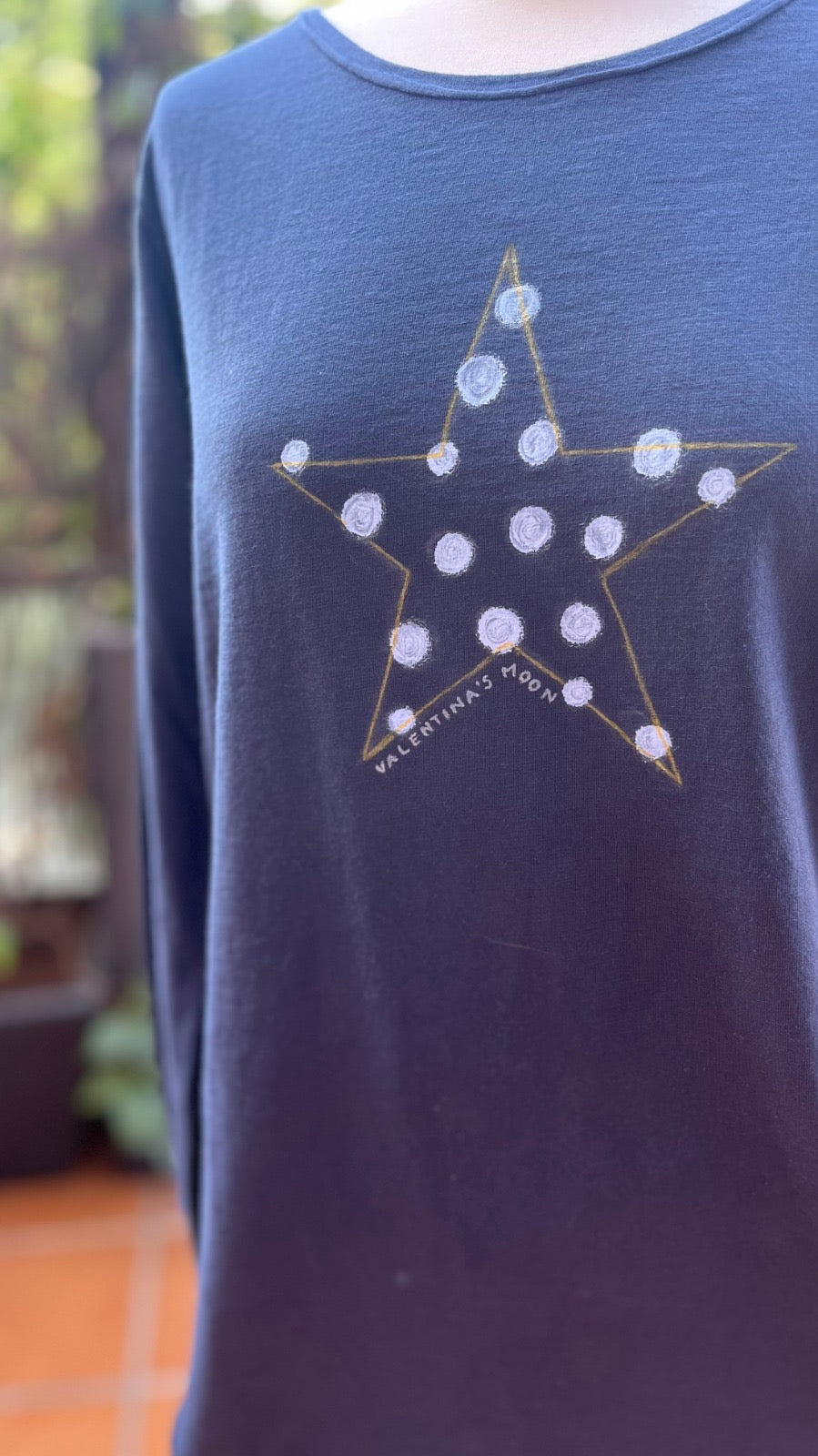 Camiseta Manga Larga Star azul  pintada a mano
