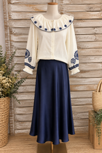 Cargar imagen en el visor de la galería, Blusa Romantic