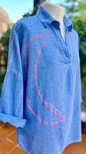 Cargar imagen en el visor de la galería, Camisa luna azul Valentina’s Moon ( pintada a mano).
