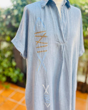 Cargar imagen en el visor de la galería, Vestido Fish azul Valentina’s Moon ( pintado a mano )